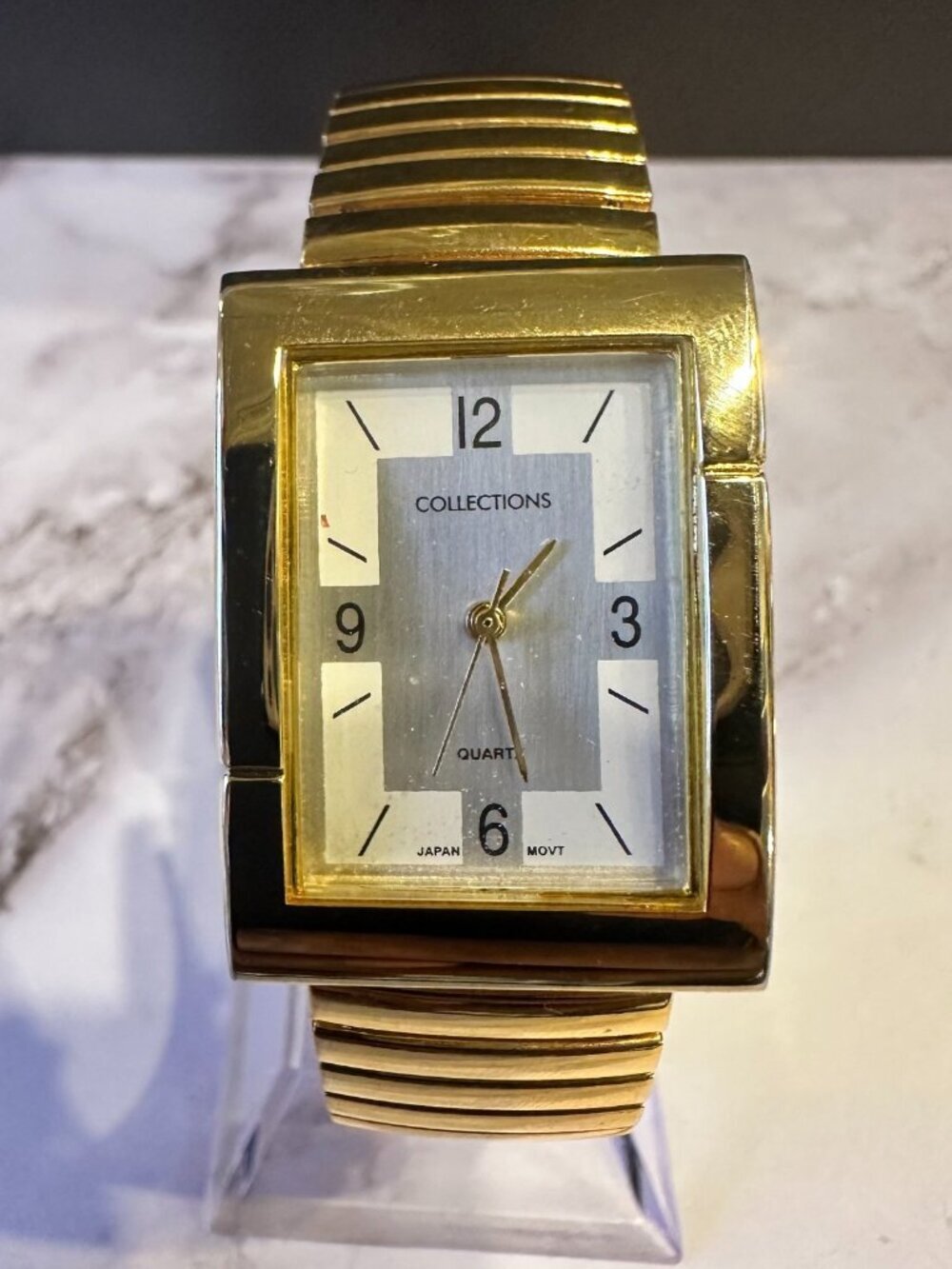 Vintage Collections Watch Women Gold Tone Rectangle Case Stretch Band 6.5"